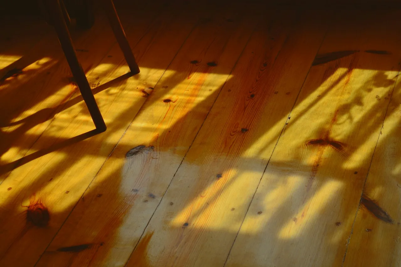 Hardwood Flooring detail and finish
